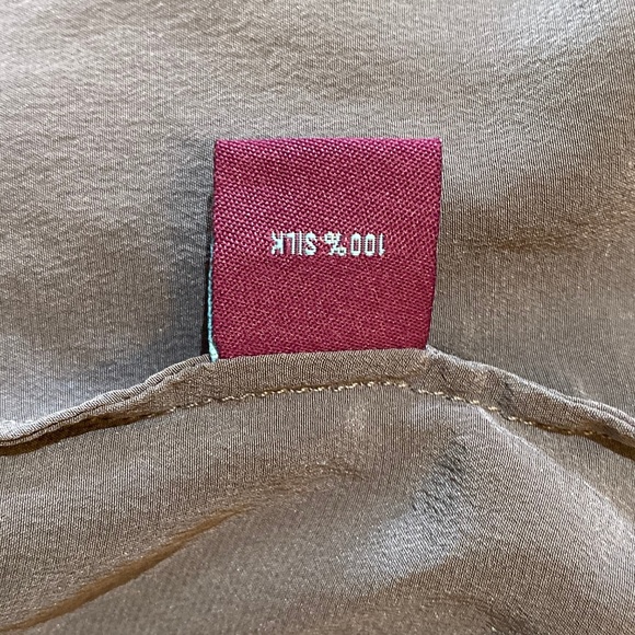 ARDISTIA NEW YORK Designer Silk Blouse - Picture 7 of 7